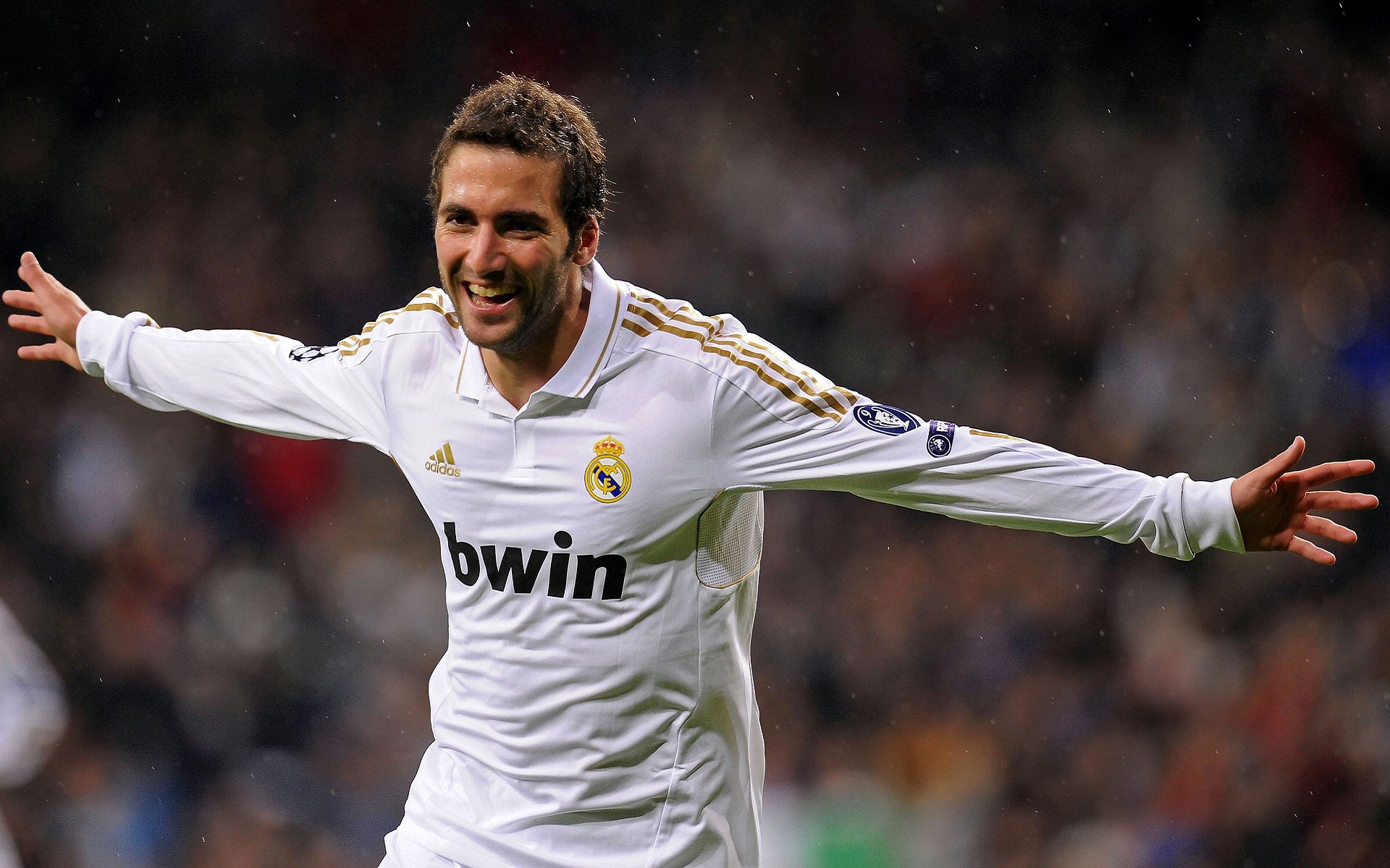 墨西哥队争夺中北美区出线席位激烈,墨西哥联赛强队