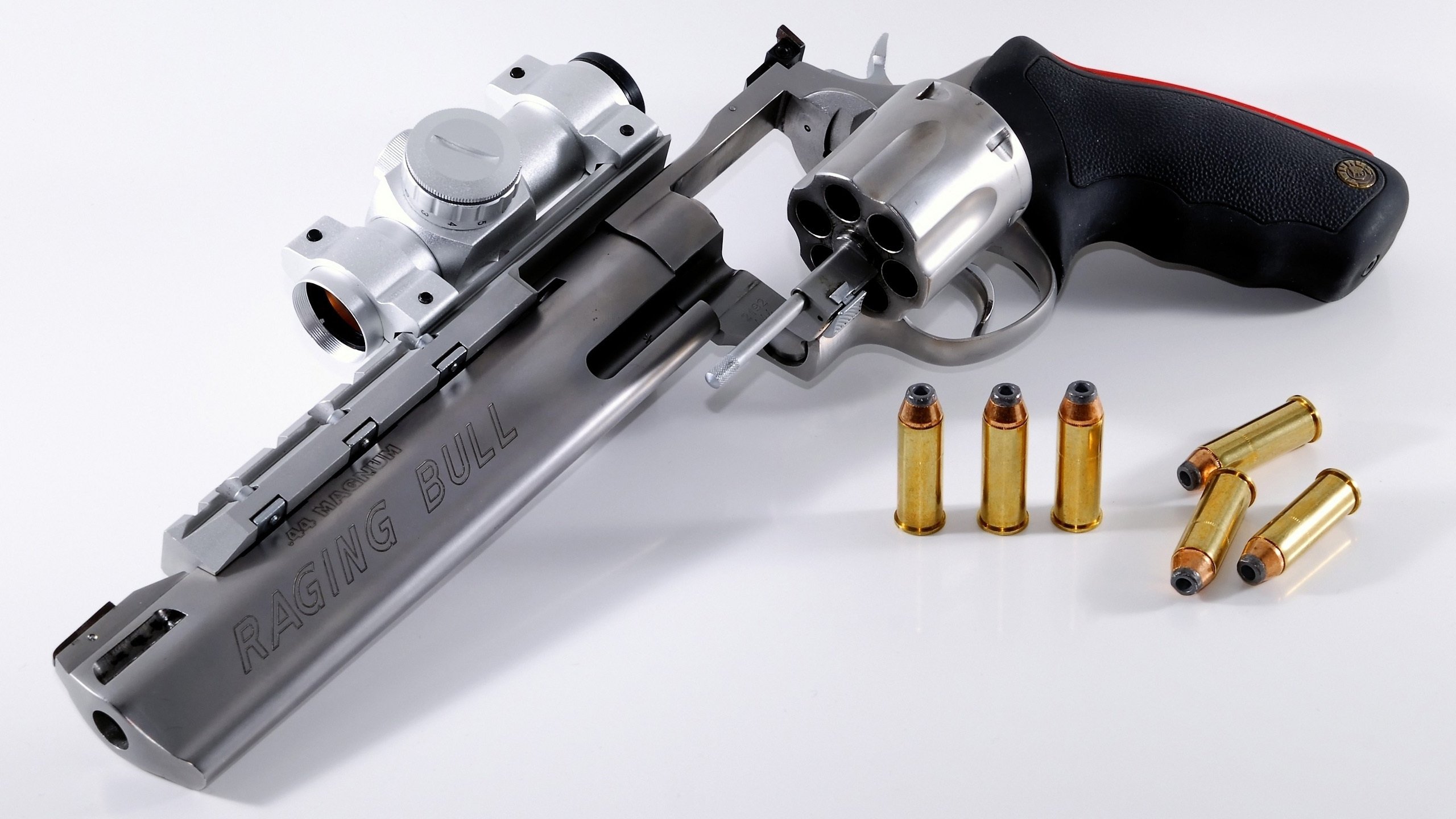 横滨水手队长续约成功,横滨水手什么水平