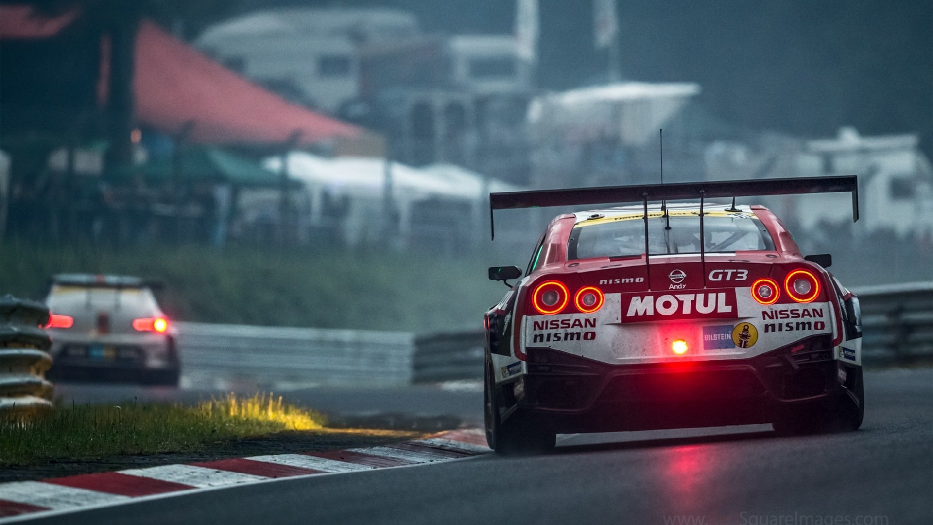 足球赛事战绩喜人,球员技术精益求精,足球比赛术语大全