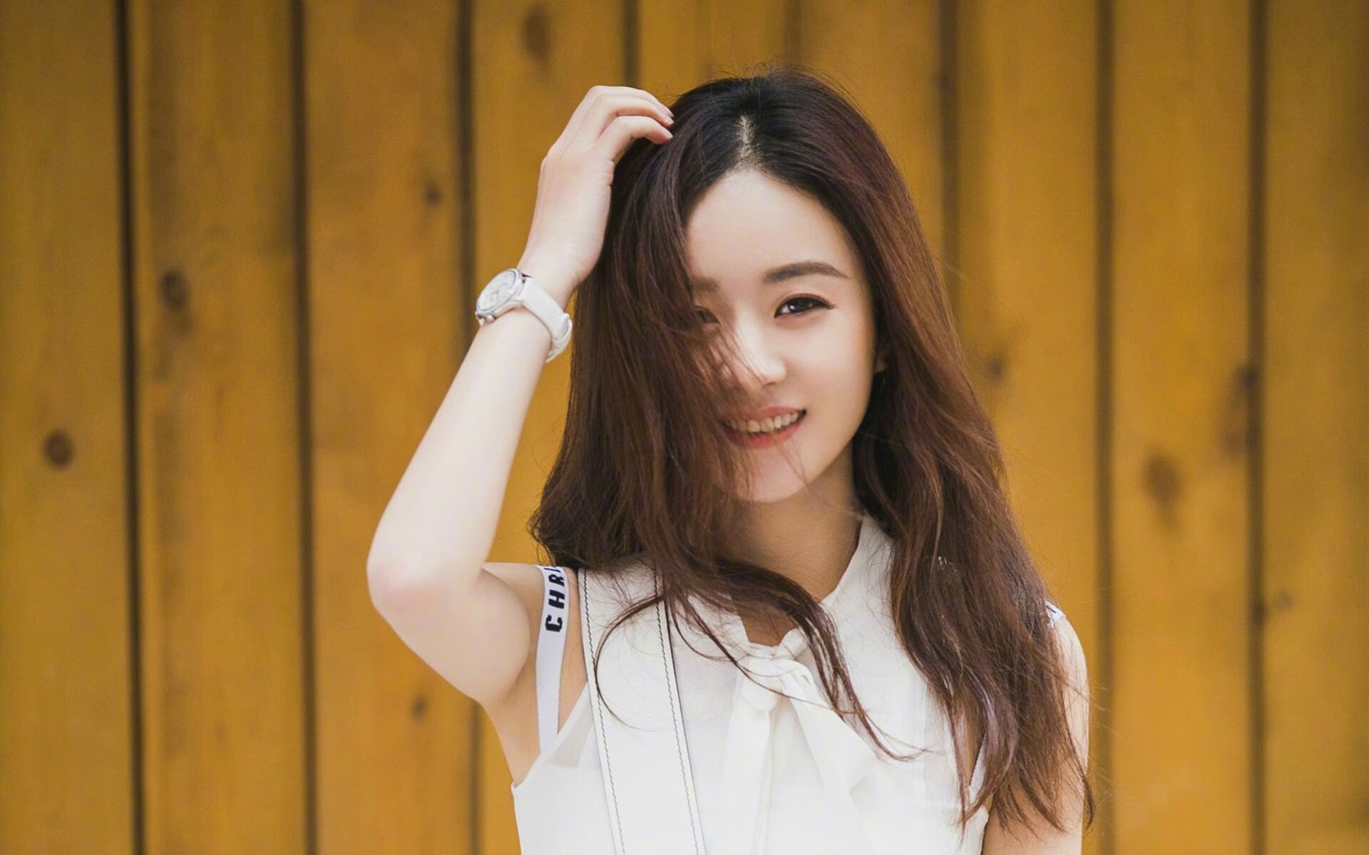 足球赛事更新:女足比拼的团队拼搏精神!,女足比赛球迷